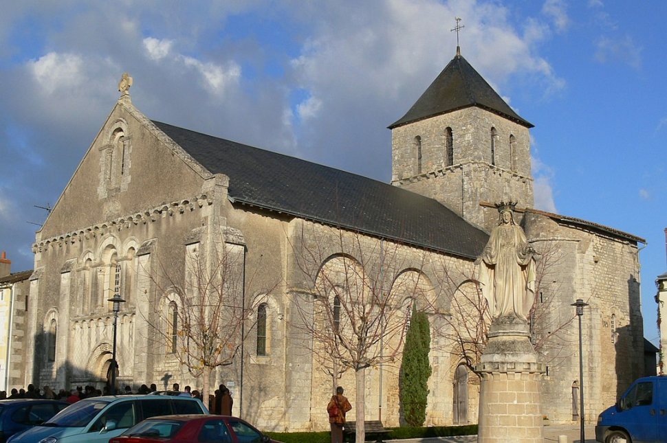 L’église Notre-Dame de Bouresse